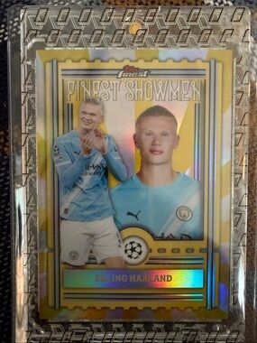 Topps Erling Haaland Card - Light Blue & Yellow Gold